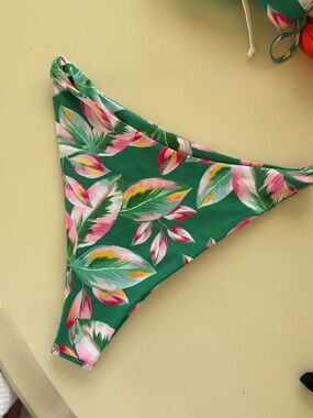 Skatie high waist bikini bottoms in tortuga